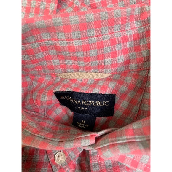 Banana Republic Red Button Down Shirt - MEDIUM - Picture 2 of 5